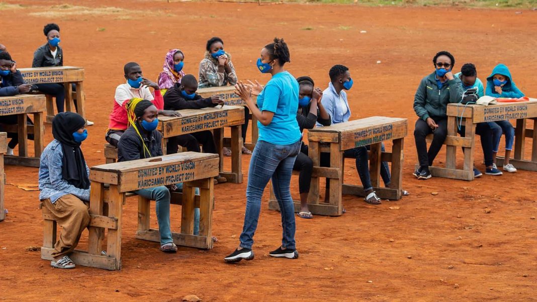 How to prepare your daughter for her first period How to prepare your daughter for her first period