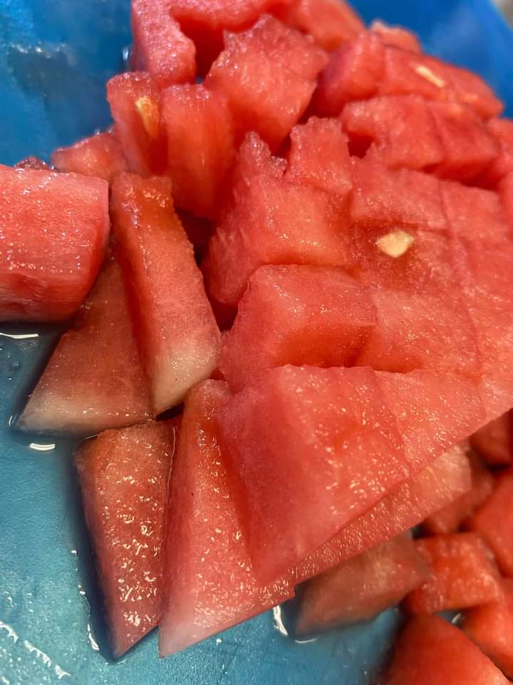 can-i-eat-watermelon-at-night